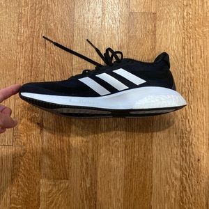 NWOT Adidas Size 10